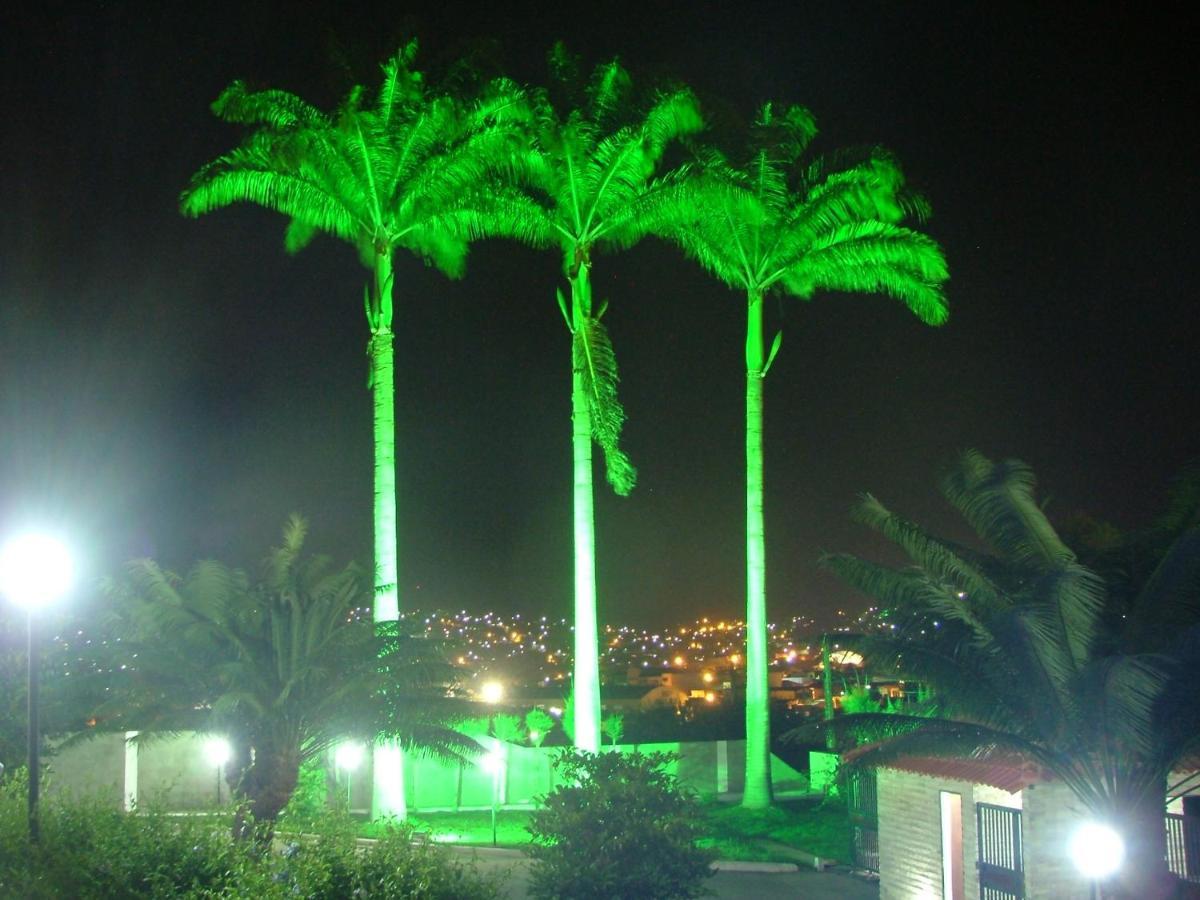 Hotel Tres Palmeiras 格拉瓦塔 外观 照片